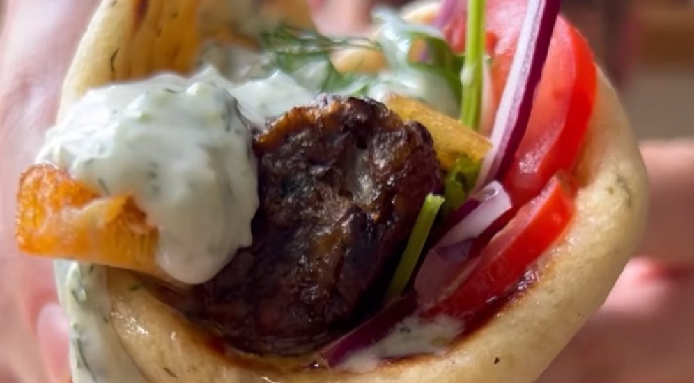 גירוס יווני עם קבב פטריות של מרינה