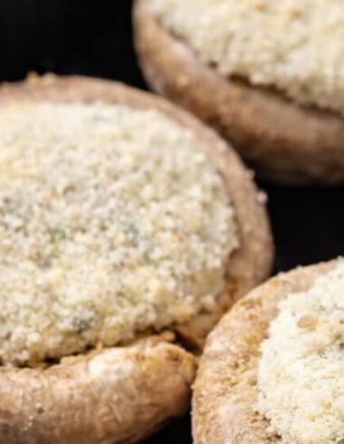 פטריות ממולאות בגבינה טבעונית