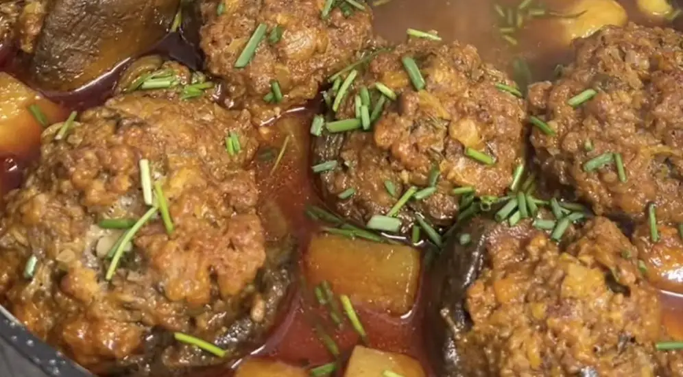 פטריות שמפיניון ממולאות בבשר טחון